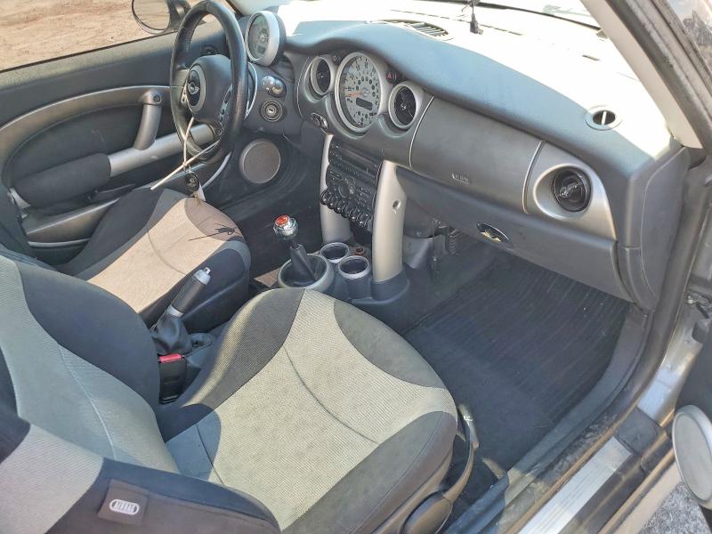 2003 Mini Cooper მანქანა იყიდება აუქციონზე, vin: WMWRE33403TD71381, აუქციონის ნომერი: 58615796