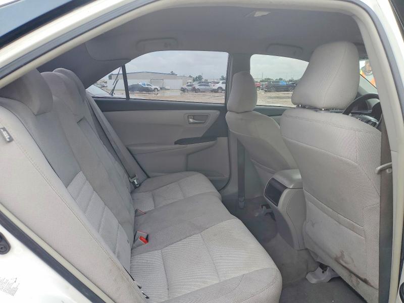57318356 :رقم المزاد ، 4T4BF1FK6FR457646 vin ، 2015 Toyota Camry مزاد بيع