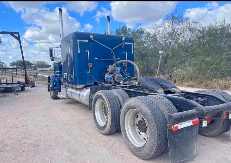 1993 Peterbilt 379 მანქანა იყიდება აუქციონზე, vin: 1XP5DB9X9PD322479, აუქციონის ნომერი: 56130966
