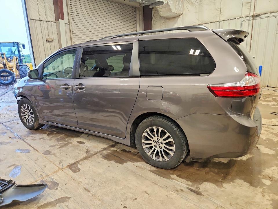 Продаж на аукціоні авто 2019 Toyota Sienna, vin: 5TDYZ3DC6KS011678, номер лоту: 55572616