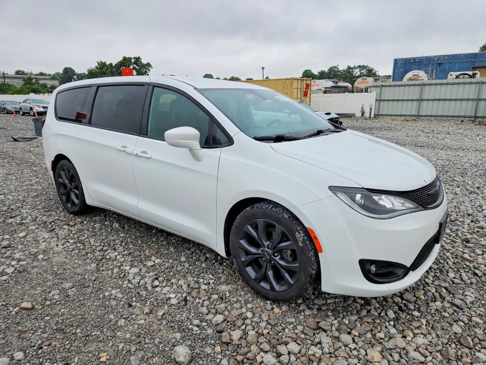 Aukcja sprzedaży 2018 Chrysler Pacifica, vin: 2C4RC1FGXJR351854, numer aukcji: 58510436