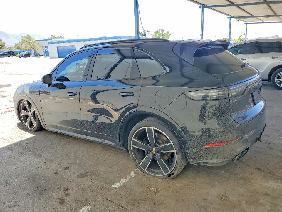 57717016 :رقم المزاد ، WP1AG2AY7PDA18819 vin ، 2023 Porsche Cayenne مزاد بيع