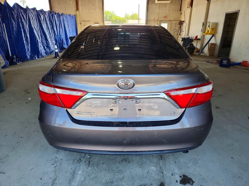 2015 Toyota Camry მანქანა იყიდება აუქციონზე, vin: 4T1BF1FK9FU002106, აუქციონის ნომერი: 57124746