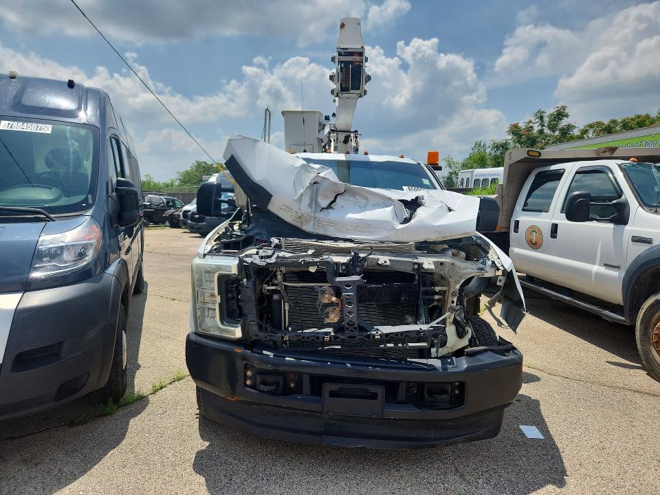 2017 Ford F350 მანქანა იყიდება აუქციონზე, vin: 1FDRF3H67HDA04594, აუქციონის ნომერი: 85990405
