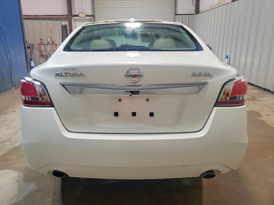 2015 Nissan Altima მანქანა იყიდება აუქციონზე, vin: 1N4BL3AP2FC125222, აუქციონის ნომერი: 55730956