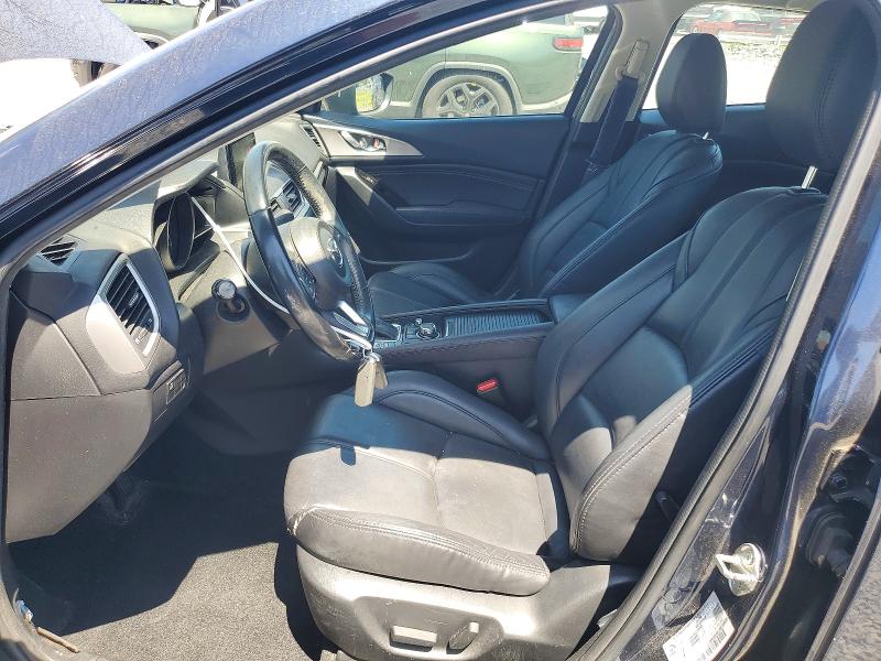 55534956 :رقم المزاد ، 3MZBN1V30JM275009 vin ، 2018 Mazda 3 مزاد بيع