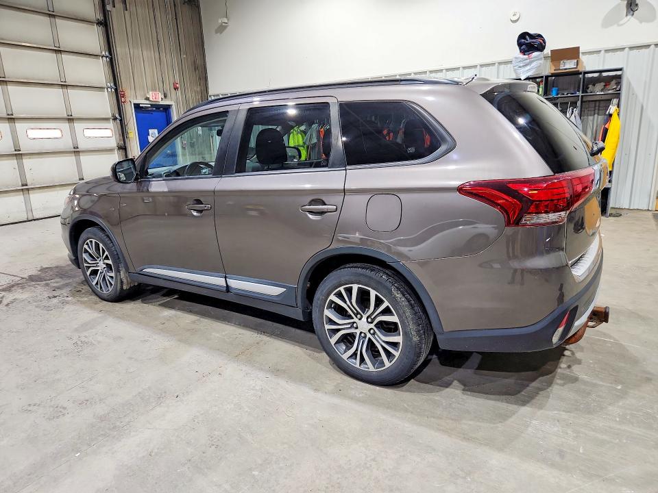 Продажа на аукционе авто 2016 Mitsubishi Outlander, vin: JA4AZ3A38GZ054781, номер лота: 55075236