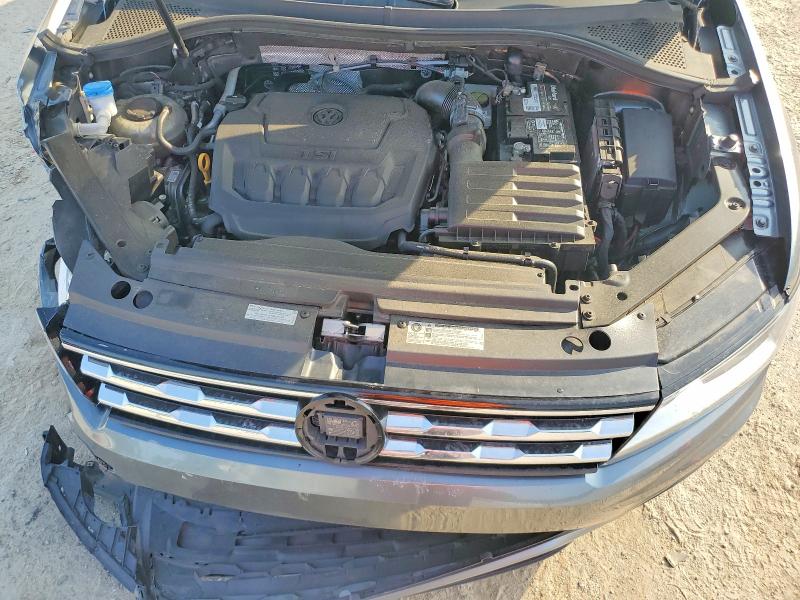 2018 Volkswagen Tiguan მანქანა იყიდება აუქციონზე, vin: 3VV3B7AXXJM205529, აუქციონის ნომერი: 58695246