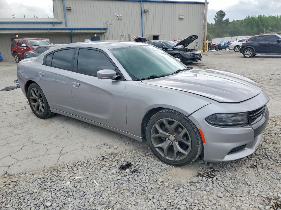 55367596 :رقم المزاد ، 2C3CDXHG1FH815764 vin ، 2015 Dodge Charger مزاد بيع