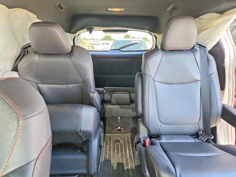 58239436 :رقم المزاد ، 5TDDSKFC2NS055059 vin ، 2022 Toyota Sienna مزاد بيع