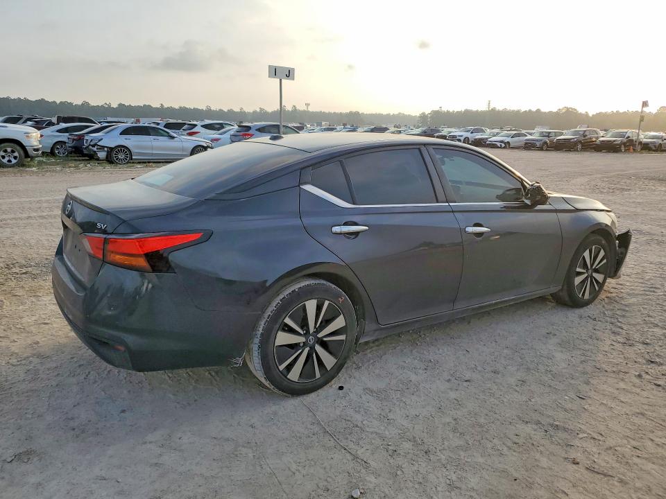 Продаж на аукціоні авто 2021 Nissan Altima, vin: 1N4BL4DV4MN339002, номер лоту: 57716366