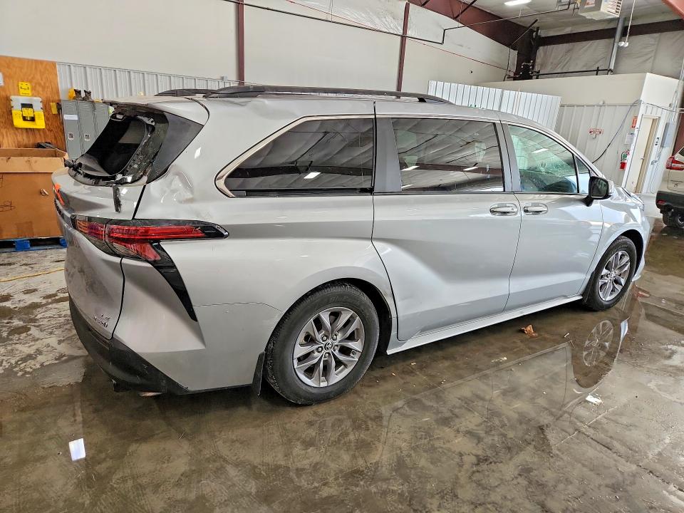 58296686 :رقم المزاد ، 5TDKSKFC6NS069389 vin ، 2022 Toyota Sienna مزاد بيع