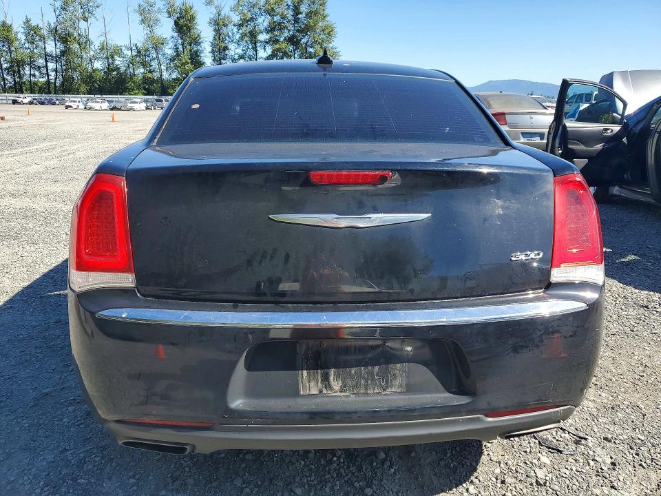 Продаж на аукціоні авто 2015 Chrysler 300, vin: 2C3CCAAG1FH742955, номер лоту: 57769636