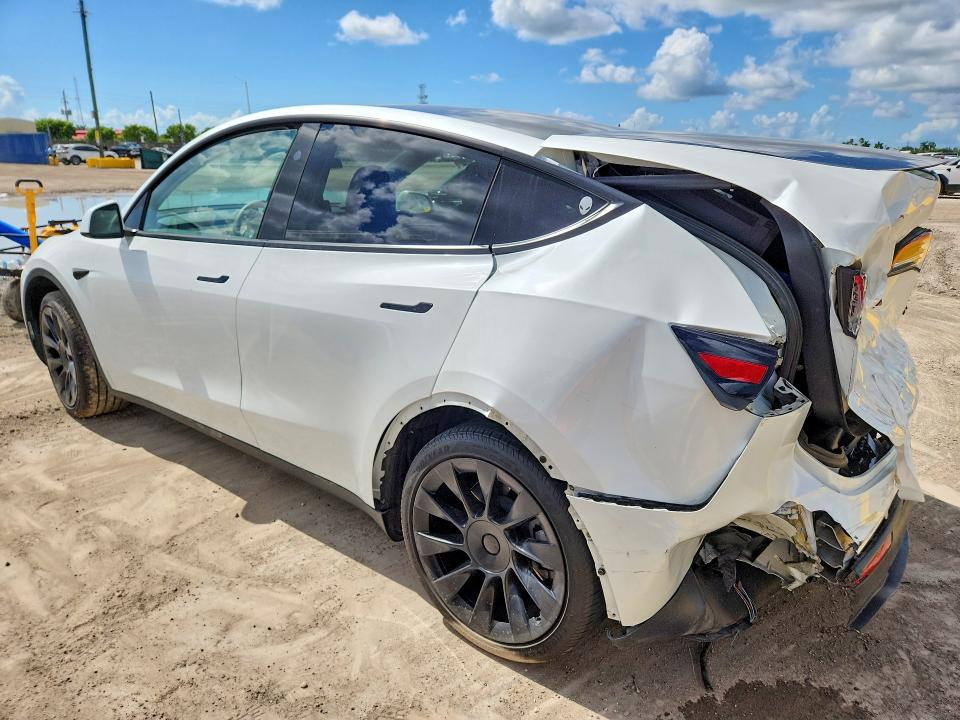 2024 Tesla Model Y მანქანა იყიდება აუქციონზე, vin: 7SAYGDED0RF041831, აუქციონის ნომერი: 59143186