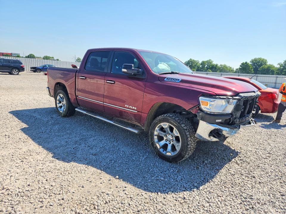56124776 :رقم المزاد ، 1C6SRFFT2KN585728 vin ، 2019 Ram 1500 مزاد بيع