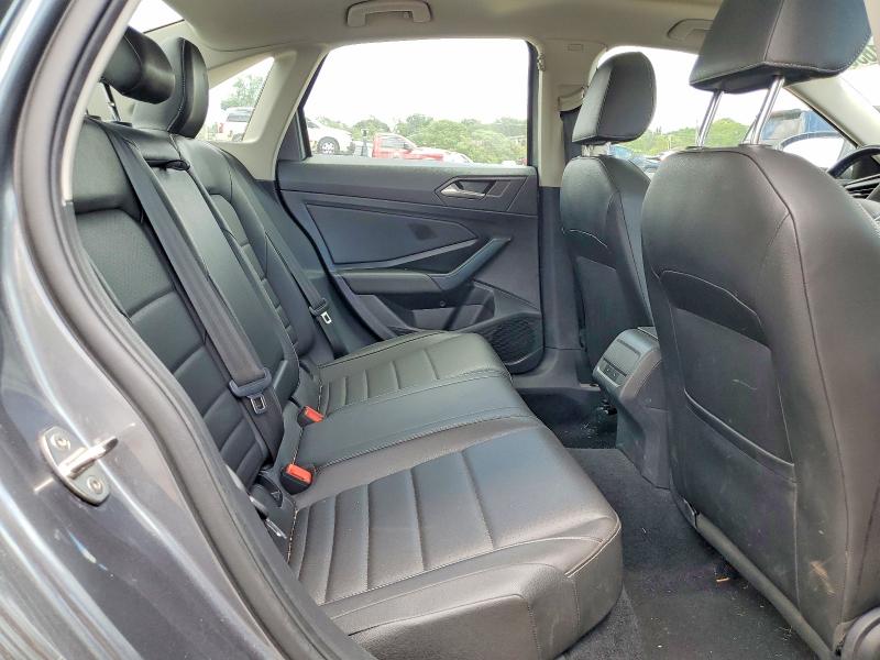 56111636 :رقم المزاد ، 3VWC57BU9MM079174 vin ، 2021 Volkswagen Jetta مزاد بيع