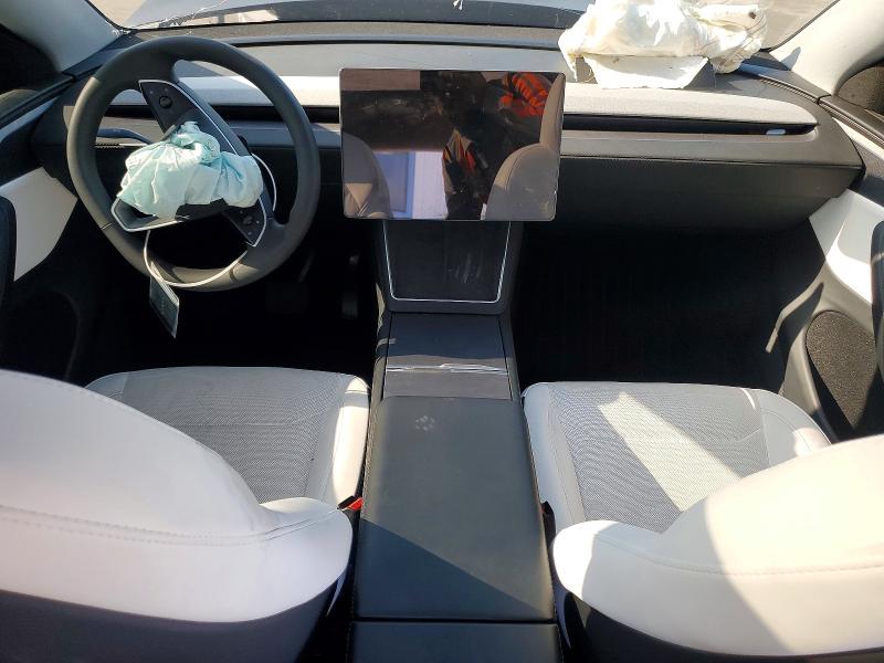 2026 Tesla Model Y მანქანა იყიდება აუქციონზე, vin: 7SAYGDED0TF386011, აუქციონის ნომერი: 56892376