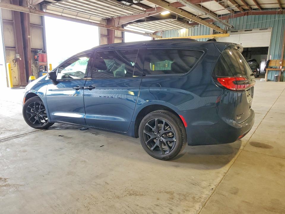 Продажа на аукционе авто 2025 Chrysler Pacifica, vin: 2C4RC3GG0SR528990, номер лота: 58715926
