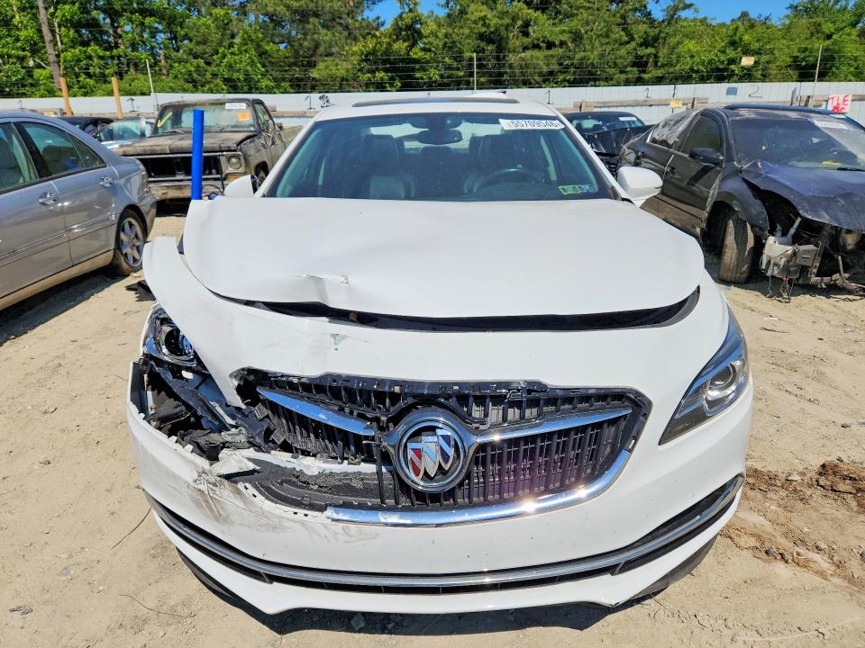 55709546 :رقم المزاد ، 1G4ZP5SZXJU131664 vin ، 2018 Buick Lacrosse مزاد بيع