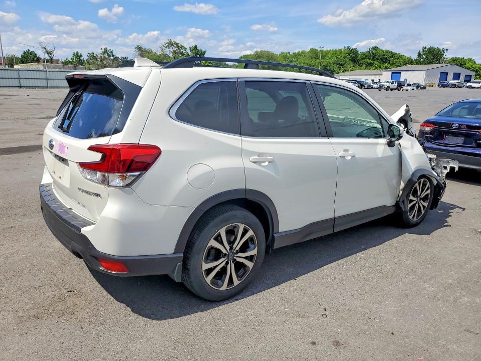Продажа на аукционе авто 2021 Subaru Forester, vin: JF2SKAUC5MH446926, номер лота: 58106046