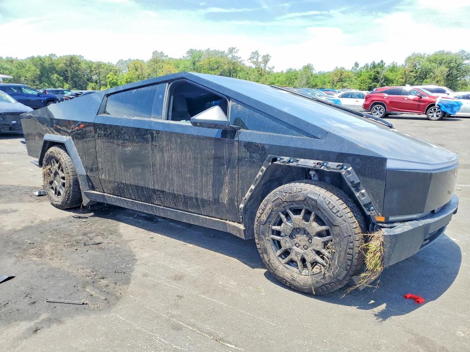 Продажа на аукционе авто 2024 Tesla Cybertruck, vin: 7G2CEHED9RA013718, номер лота: 55575656