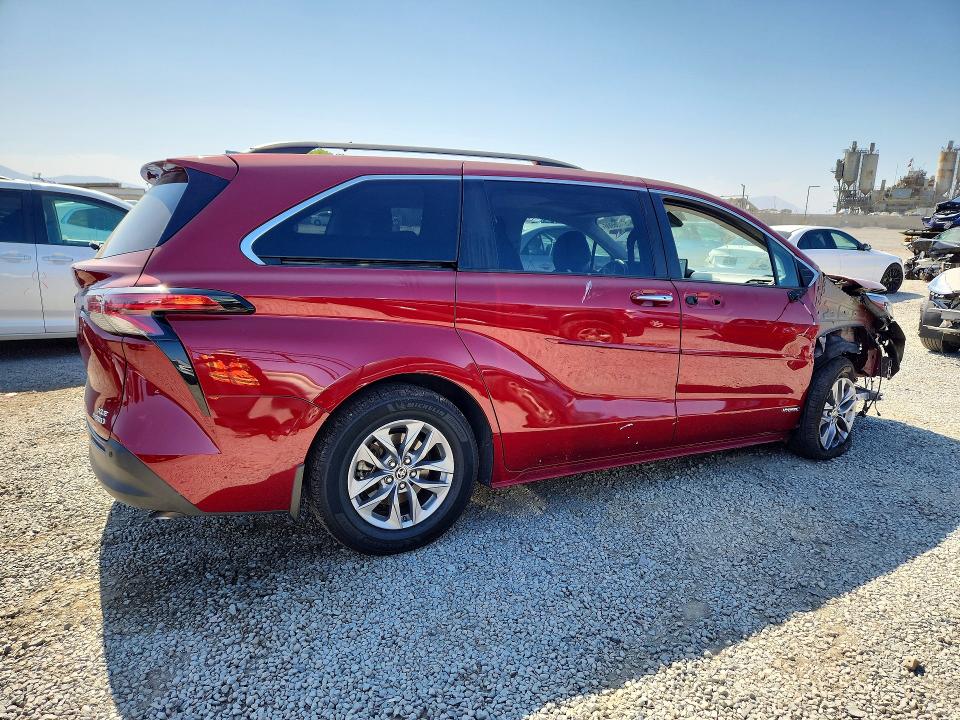 2021 Toyota Sienna მანქანა იყიდება აუქციონზე, vin: 5TDYRKEC9MS056836, აუქციონის ნომერი: 57426906
