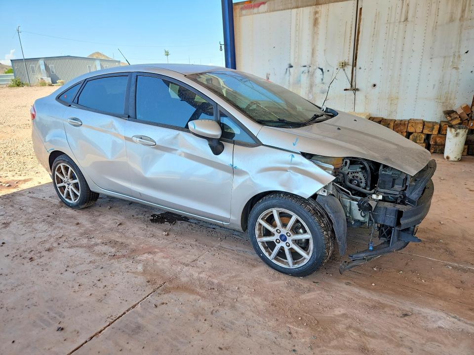 56059776 :رقم المزاد ، 3FADP4BJ2KM106661 vin ، 2019 Ford Fiesta مزاد بيع