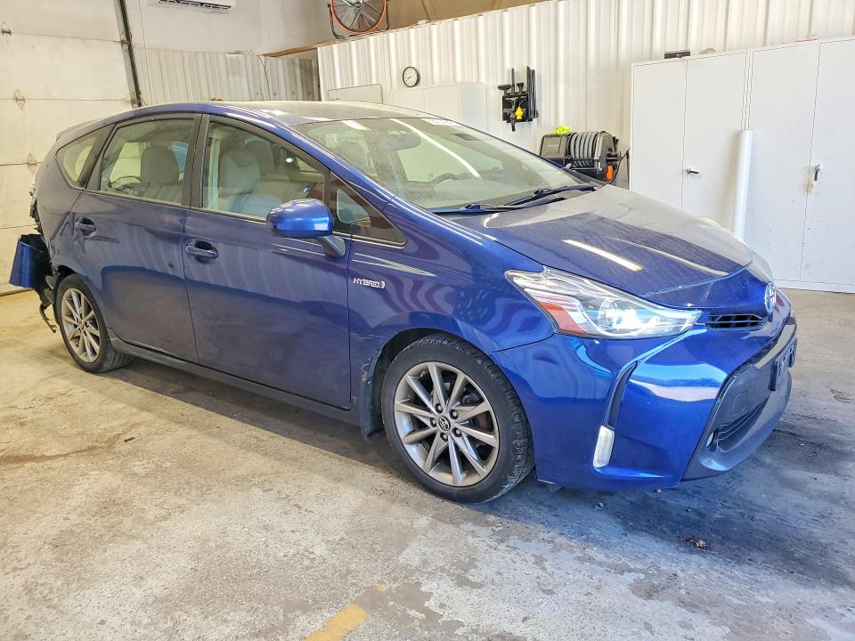 56414946 :رقم المزاد ، JTDZN3EU9HJ057826 vin ، 2017 Toyota Prius V مزاد بيع