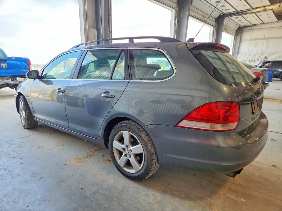 58062196 :رقم المزاد ، 3VWPM71K59M282753 vin ، 2009 Volkswagen Jetta مزاد بيع