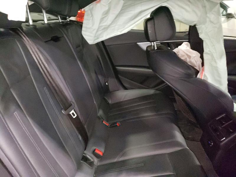 Продаж на аукціоні авто 2017 Audi A4, vin: WAUENAF42HN041975, номер лоту: 56817366