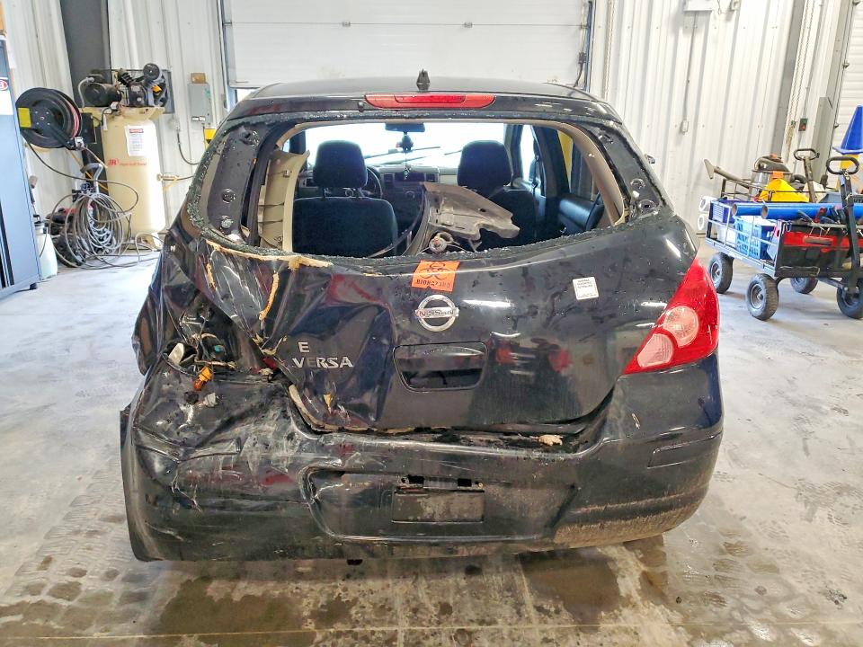 2010 Nissan Versa მანქანა იყიდება აუქციონზე, vin: 3N1BC1CP8AL456995, აუქციონის ნომერი: 56424726