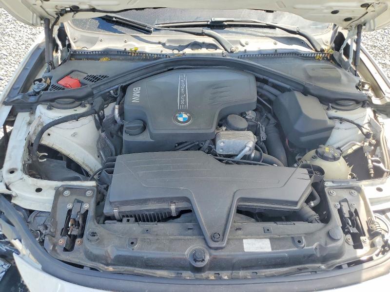 56424436 :رقم المزاد ، WBA3B3G50FNR87041 vin ، 2015 Bmw 328 مزاد بيع