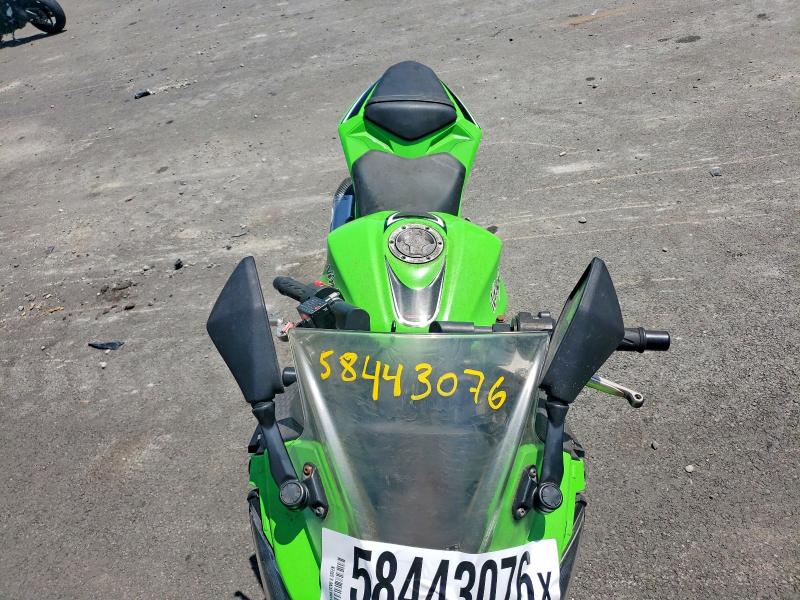 58443076 :رقم المزاد ، JKAEX8A17DDA09880 vin ، 2013 Kawasaki Ex300 مزاد بيع