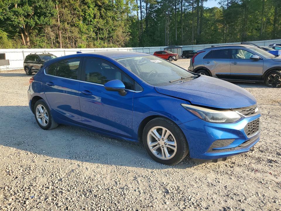 Auction sale of the 2018 Chevrolet Cruze, vin: 3G1BE6SM0JS582200, lot number: 56472276