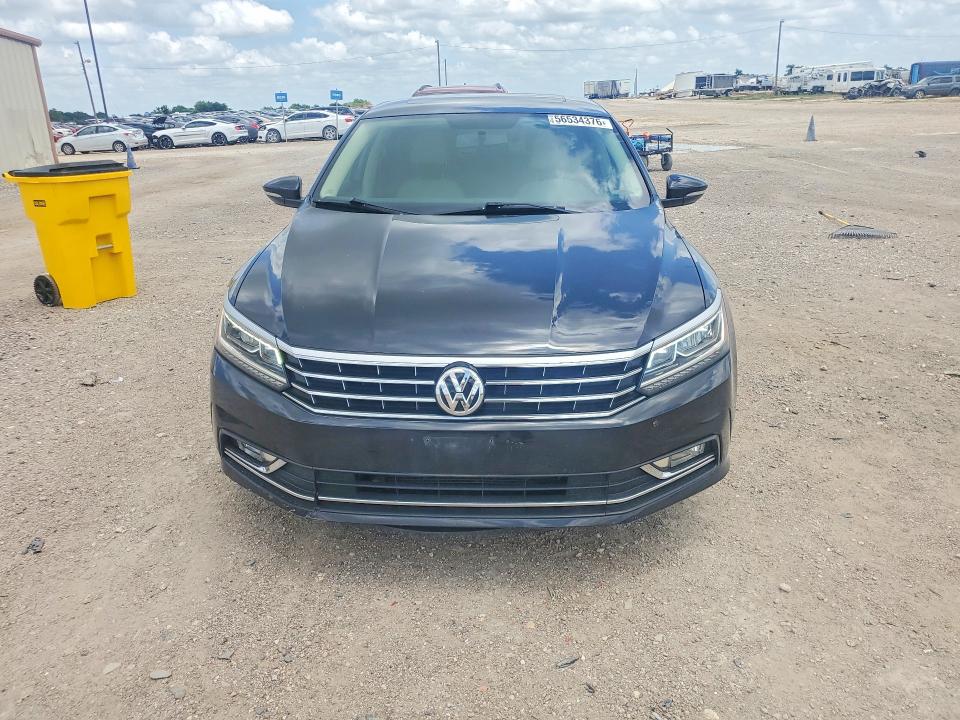 2017 Volkswagen Passat მანქანა იყიდება აუქციონზე, vin: 1VWBT7A35HC036307, აუქციონის ნომერი: 56534376