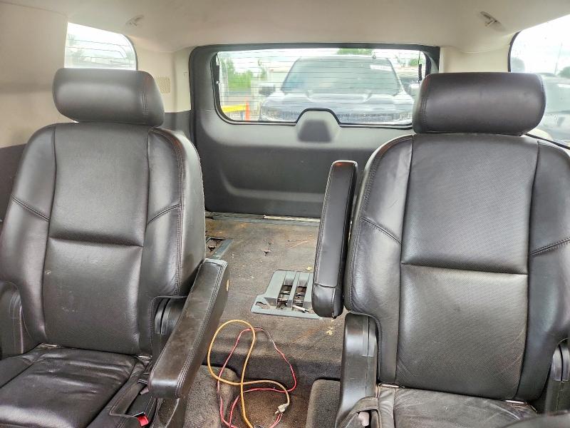 2010 Cadillac Escalade მანქანა იყიდება აუქციონზე, vin: 1GYUKCEF3AR217673, აუქციონის ნომერი: 58234536