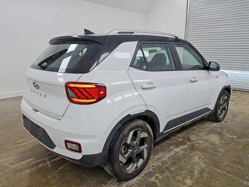 Продажа на аукционе авто 2022 Hyundai Venue, vin: KMHRC8A3XNU172117, номер лота: 85632695