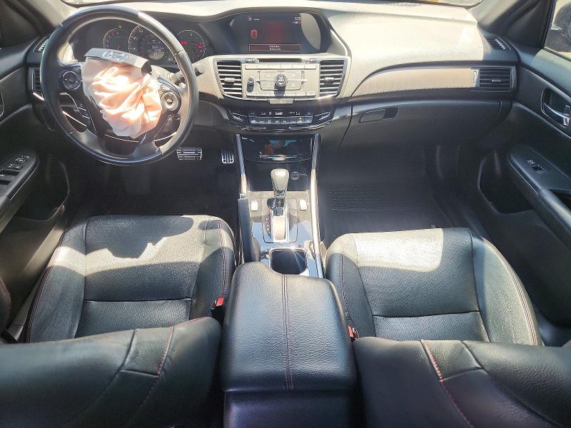 55328906 :رقم المزاد ، 1HGCR2F11HA020666 vin ، 2017 Honda Accord مزاد بيع