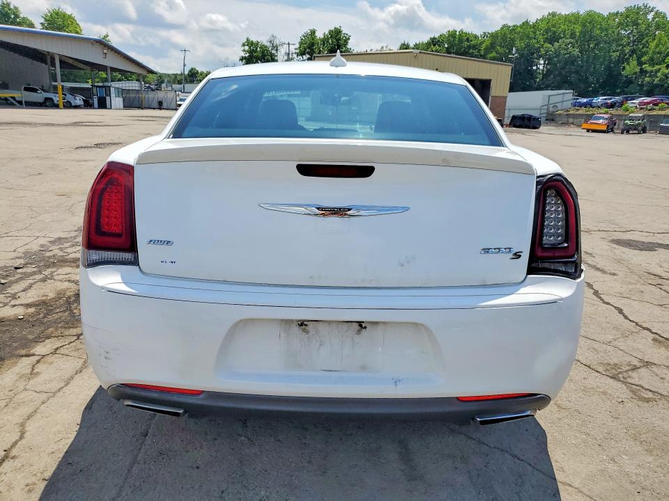 58093076 :رقم المزاد ، 2C3CCAGG8FH892343 vin ، 2015 Chrysler 300 مزاد بيع
