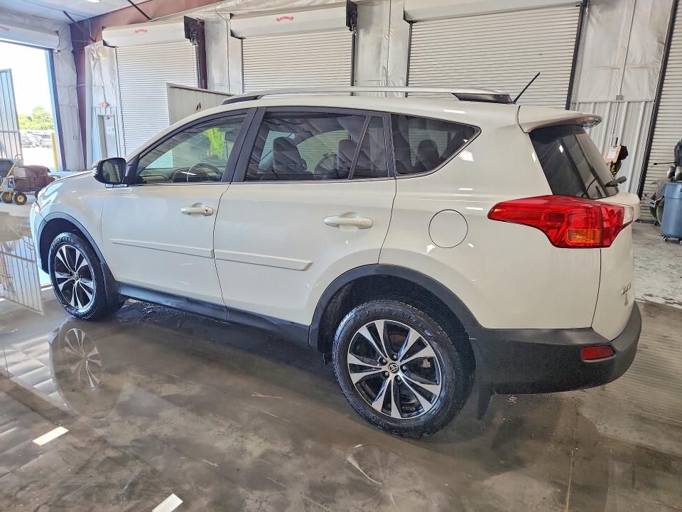 Продажа на аукционе авто 2015 Toyota Rav4, vin: JTMDFREV0FD163645, номер лота: 57179526