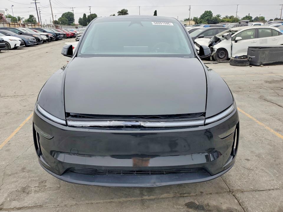 58091596 :رقم المزاد ، 7SAYGDEE5TF373098 vin ، 2026 Tesla Model Y مزاد بيع