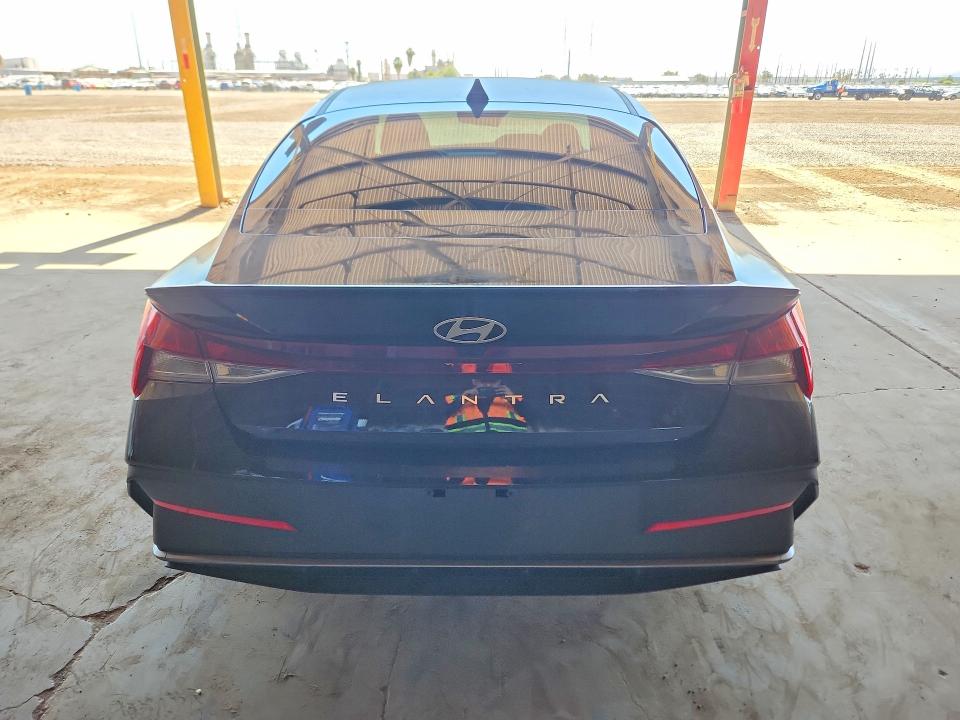 Продаж на аукціоні авто 2025 Hyundai Elantra, vin: KMHLM4DG3SU018970, номер лоту: 55941216