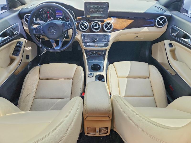 55497066 :رقم المزاد ، WDDSJ4EB8JN669912 vin ، 2018 Mercedes-benz Cla مزاد بيع