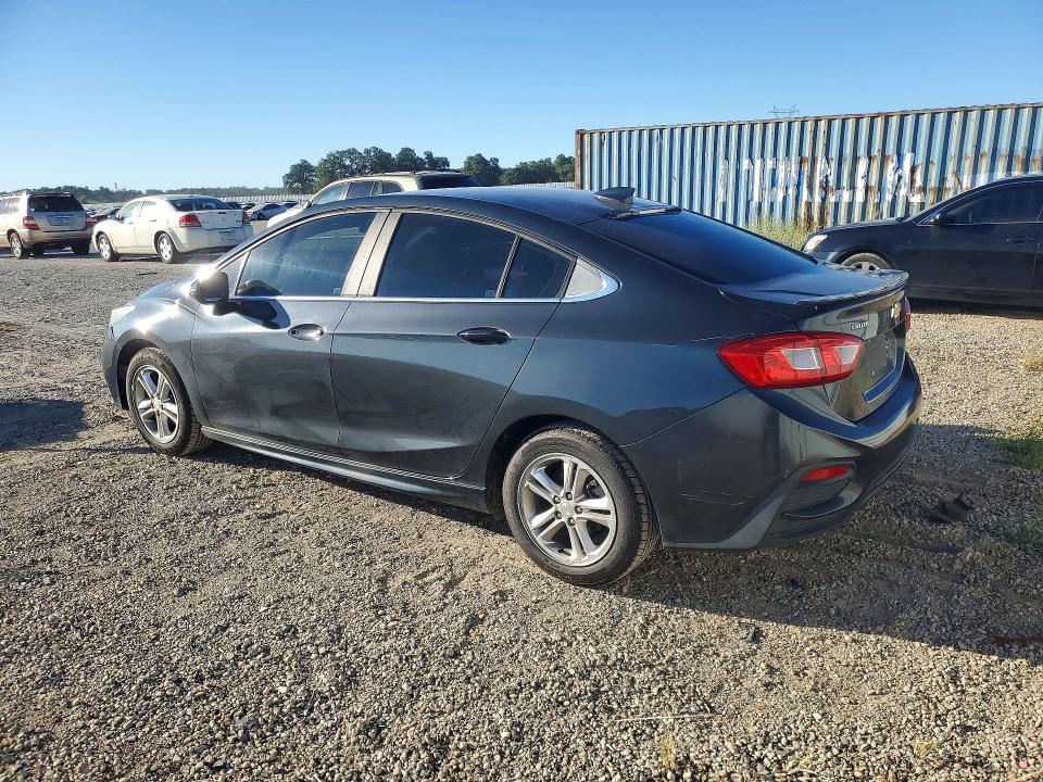 57199846 :رقم المزاد ، 1G1BE5SM1J7152328 vin ، 2018 Chevrolet Cruze مزاد بيع