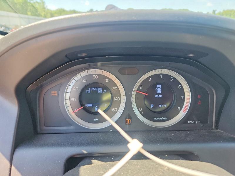 2010 Volvo Xc60 მანქანა იყიდება აუქციონზე, vin: YV4992DZ5A2019485, აუქციონის ნომერი: 57766396