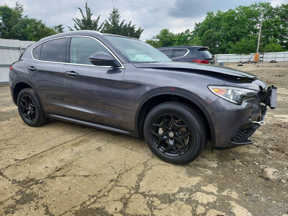 Продаж на аукціоні авто 2020 Alfa Romeo Stelvio, vin: ZASPAKANXL7C82927, номер лоту: 56592566