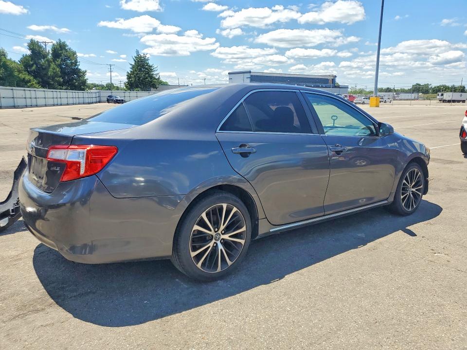 2013 Toyota Camry მანქანა იყიდება აუქციონზე, vin: 4T1BF1FK7DU269595, აუქციონის ნომერი: 58444006