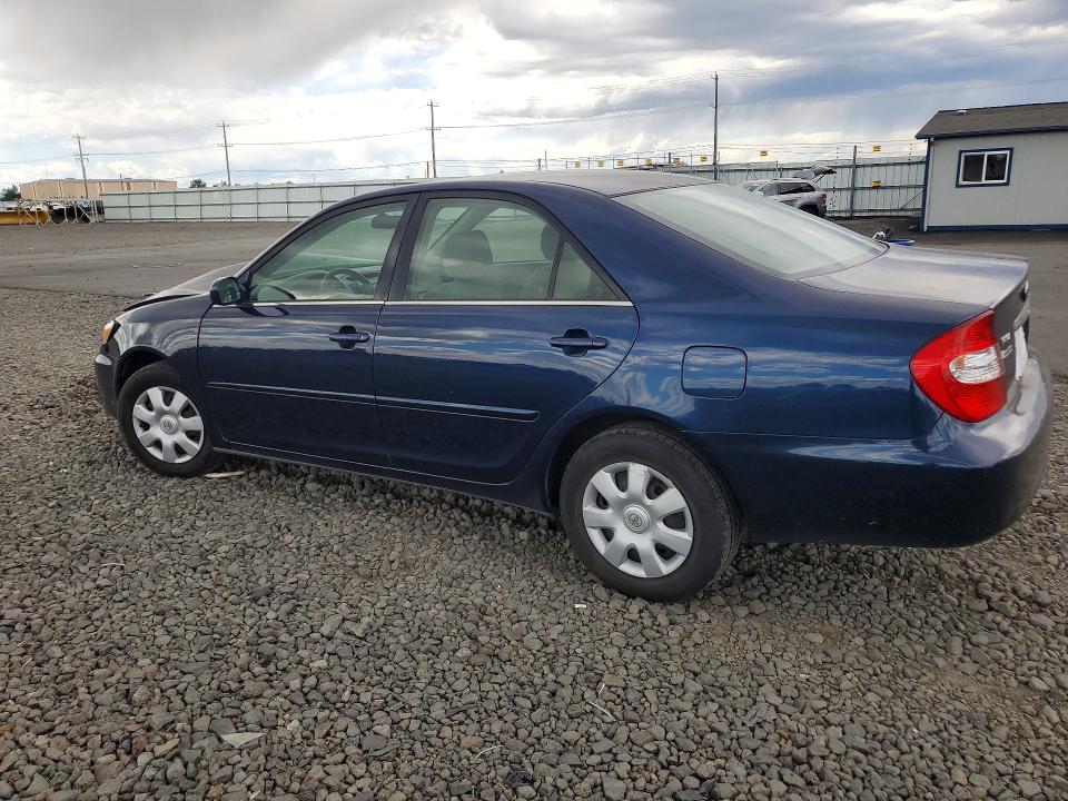 57347806 :رقم المزاد ، JTDBE32K720003457 vin ، 2002 Toyota Camry مزاد بيع