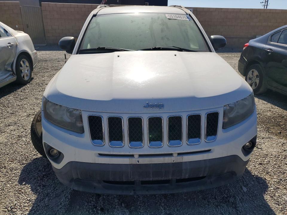 2016 Jeep Compass მანქანა იყიდება აუქციონზე, vin: 1C4NJCBAXGD665534, აუქციონის ნომერი: 55104676