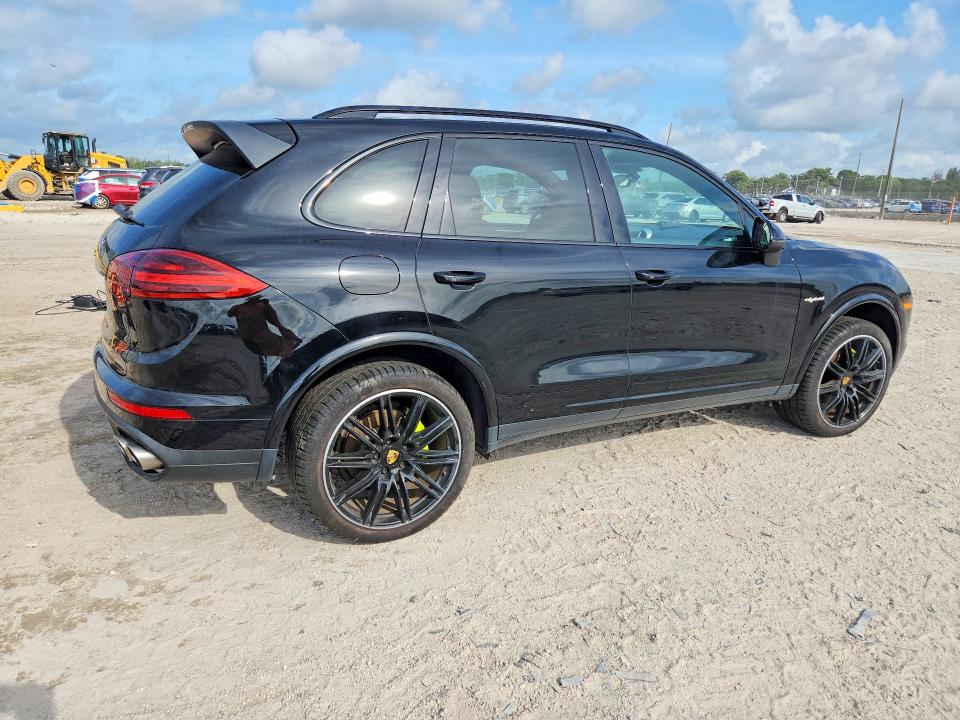 2017 Porsche Cayenne მანქანა იყიდება აუქციონზე, vin: WP1AE2A27HLA74946, აუქციონის ნომერი: 57719976
